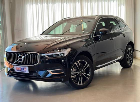 VOLVO XC60 2.0 T8 HYBRID MOMENTUM AWD GEARTRONIC